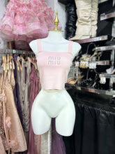 Translation missing: es.sections.featured_product.gallery_thumbnail_alt