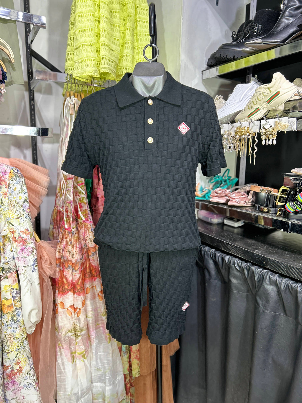 Conjunto negro short y playera tipo polo Casa Blanca