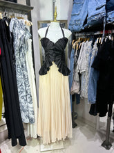 Translation missing: es.sections.featured_product.gallery_thumbnail_alt