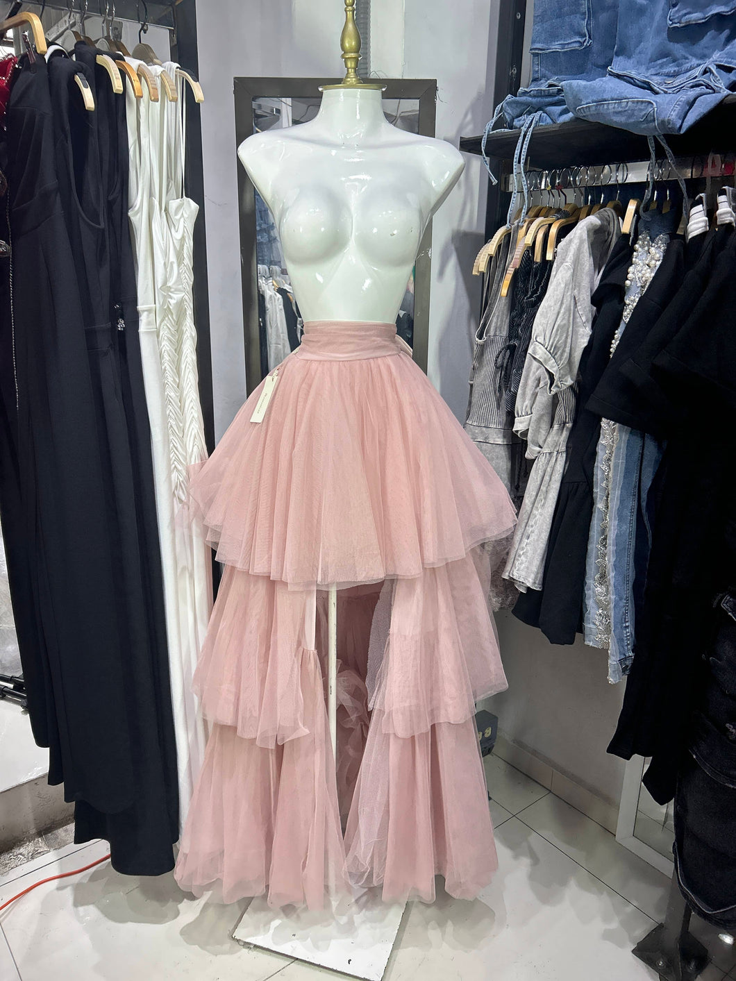 Maxi falda rosa de mesh