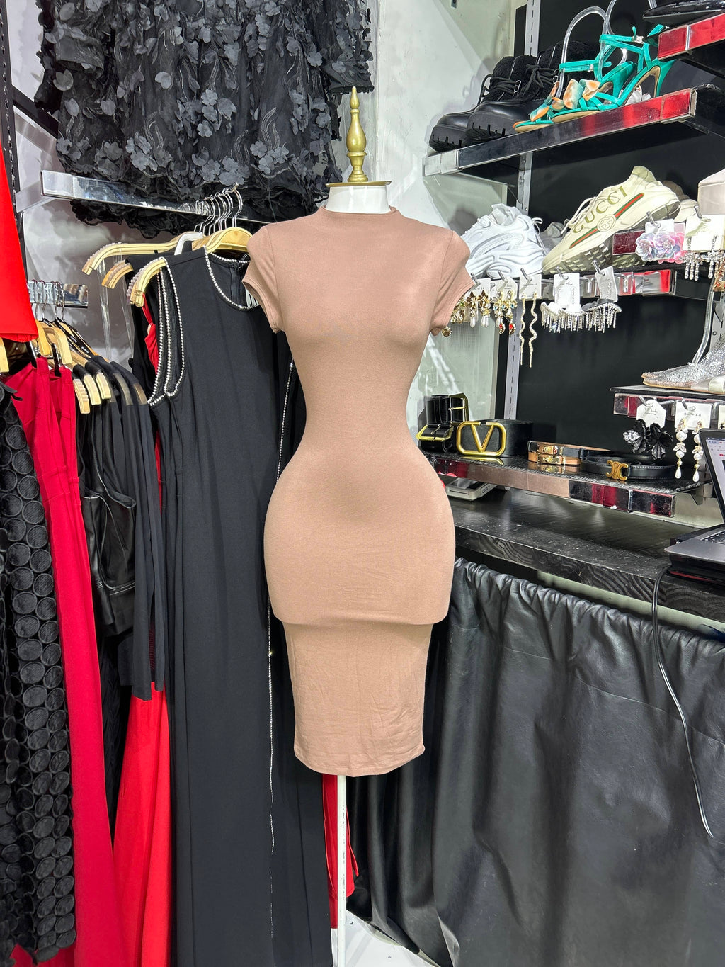 Vetido mocca midi basico super stretch doble tela