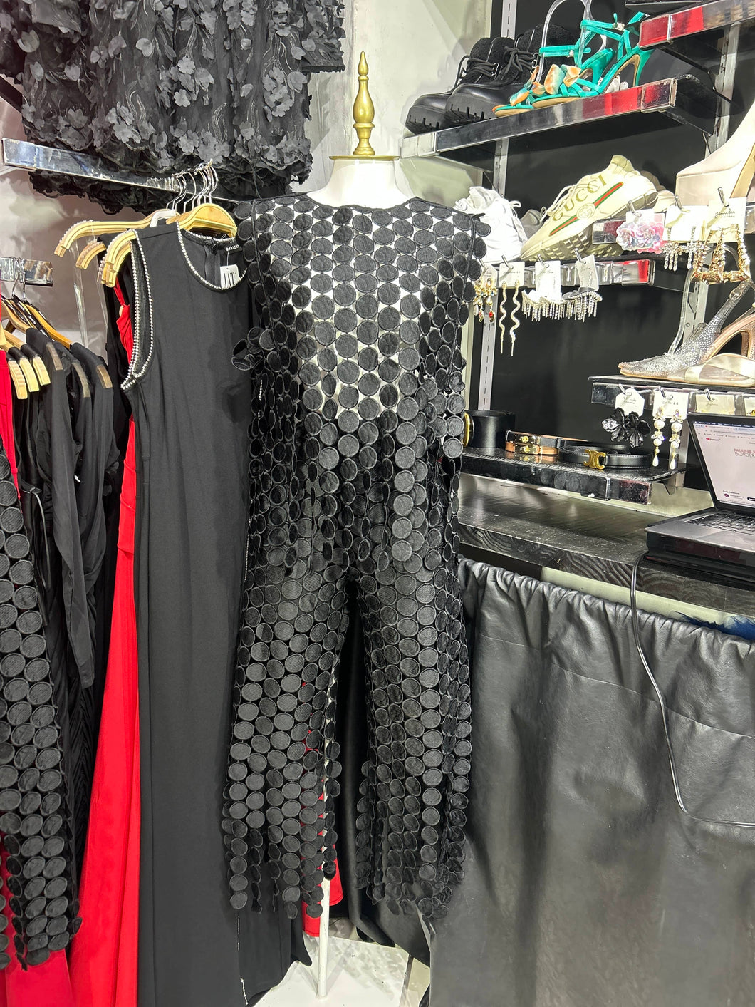 Conjunto negro texturizado blusa y pantalon