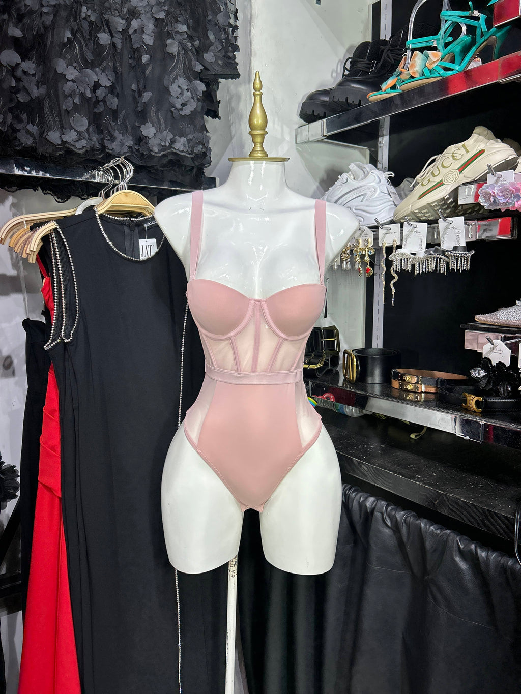 Body rosa con tirantes desmontables