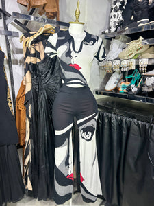Conjunto negro tipo sueter estampado comic RESTOCK