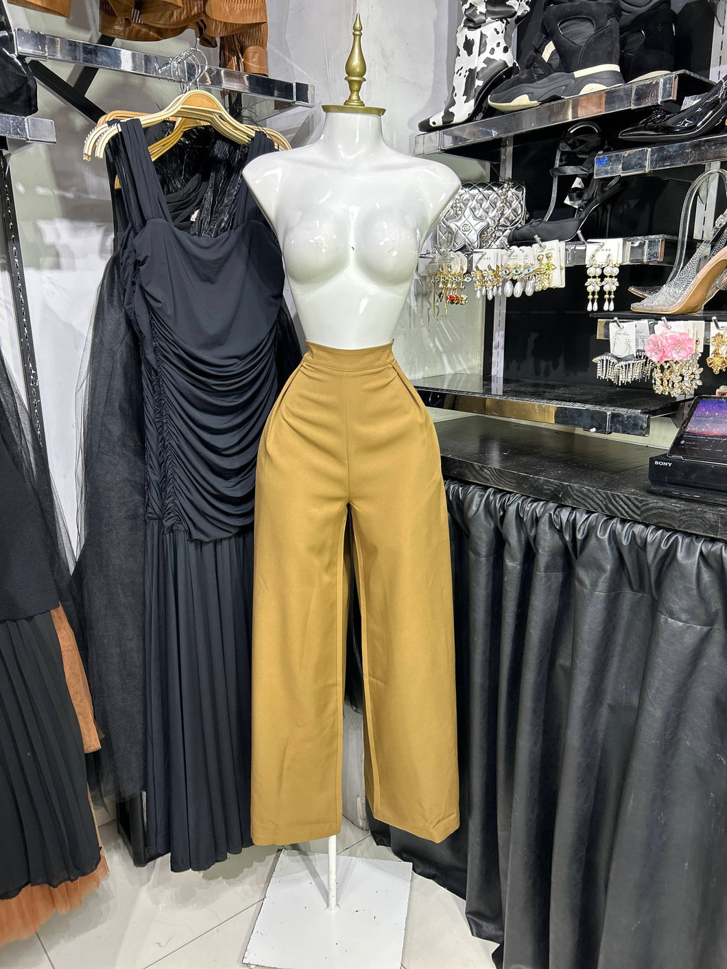 Pantalon mocca wide leg