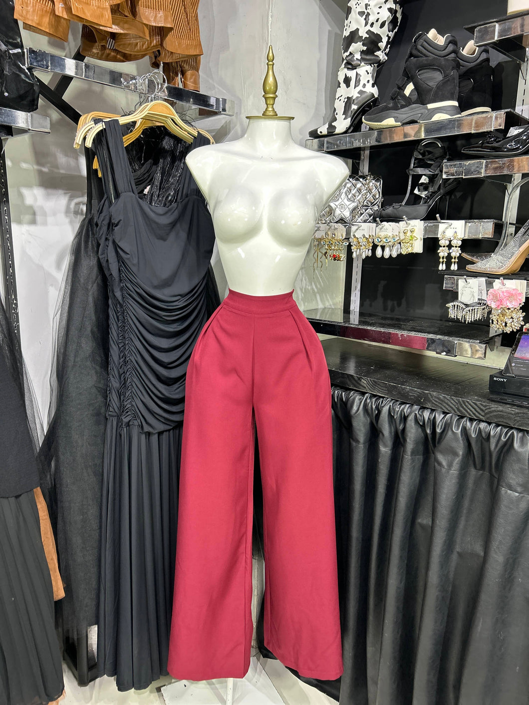 Pantalon vino wide leg