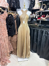 Translation missing: es.sections.featured_product.gallery_thumbnail_alt