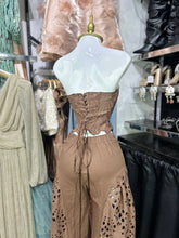 Translation missing: es.sections.featured_product.gallery_thumbnail_alt