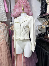 Translation missing: es.sections.featured_product.gallery_thumbnail_alt