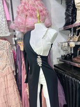 Translation missing: es.sections.featured_product.gallery_thumbnail_alt