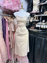 Translation missing: es.sections.featured_product.gallery_thumbnail_alt