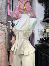 Translation missing: es.sections.featured_product.gallery_thumbnail_alt