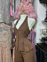 Translation missing: es.sections.featured_product.gallery_thumbnail_alt