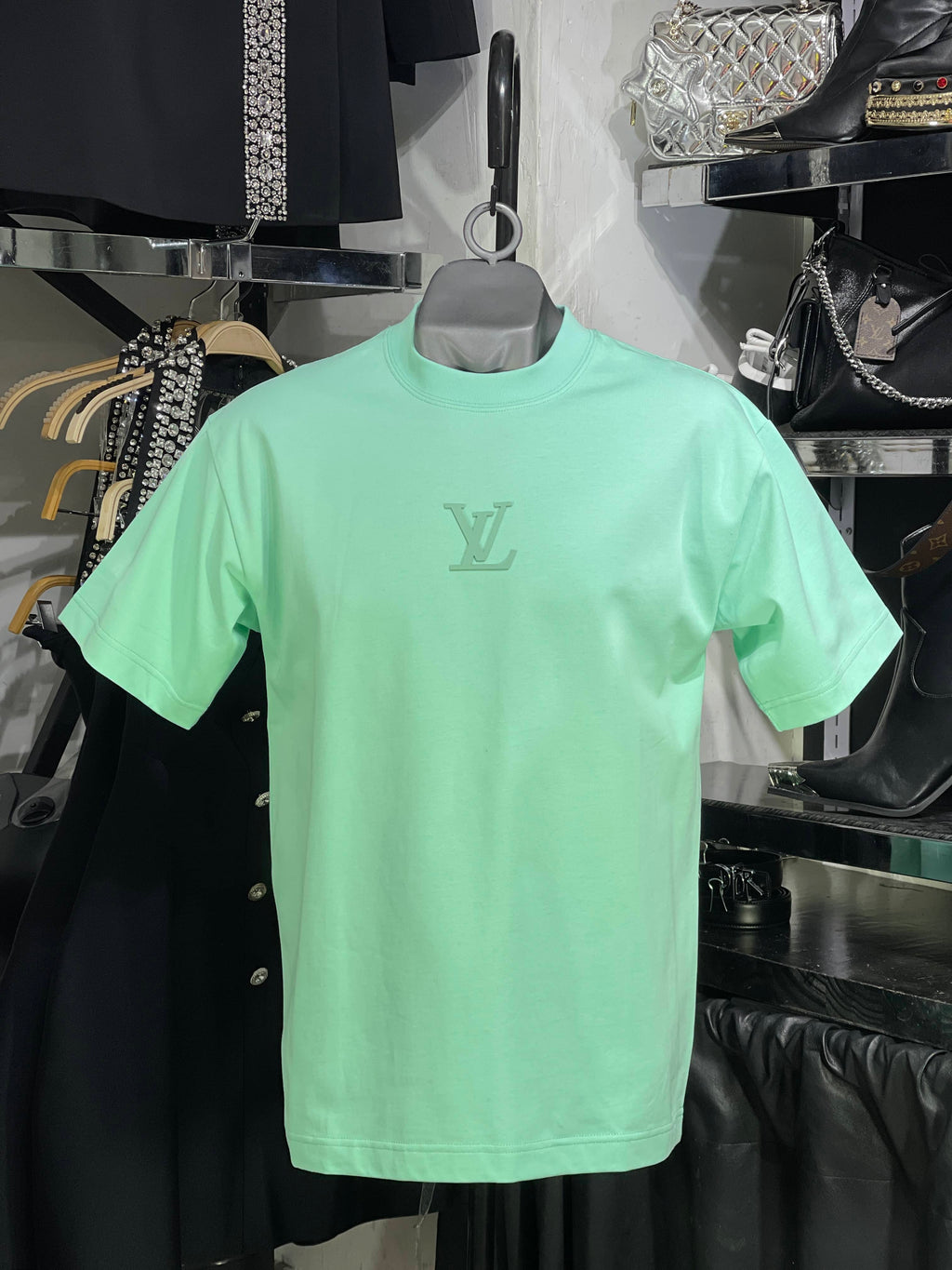 Playera LV verde menta mini logo