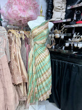 Translation missing: es.sections.featured_product.gallery_thumbnail_alt