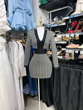 Translation missing: es.sections.featured_product.gallery_thumbnail_alt