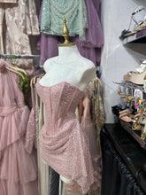 Translation missing: es.sections.featured_product.gallery_thumbnail_alt