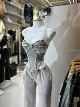 Translation missing: es.sections.featured_product.gallery_thumbnail_alt