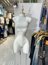 Translation missing: es.sections.featured_product.gallery_thumbnail_alt