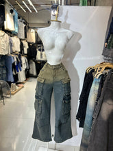 Translation missing: es.sections.featured_product.gallery_thumbnail_alt