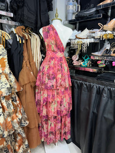 Vestido largo de un hombro estampado multicolor tonos rosas