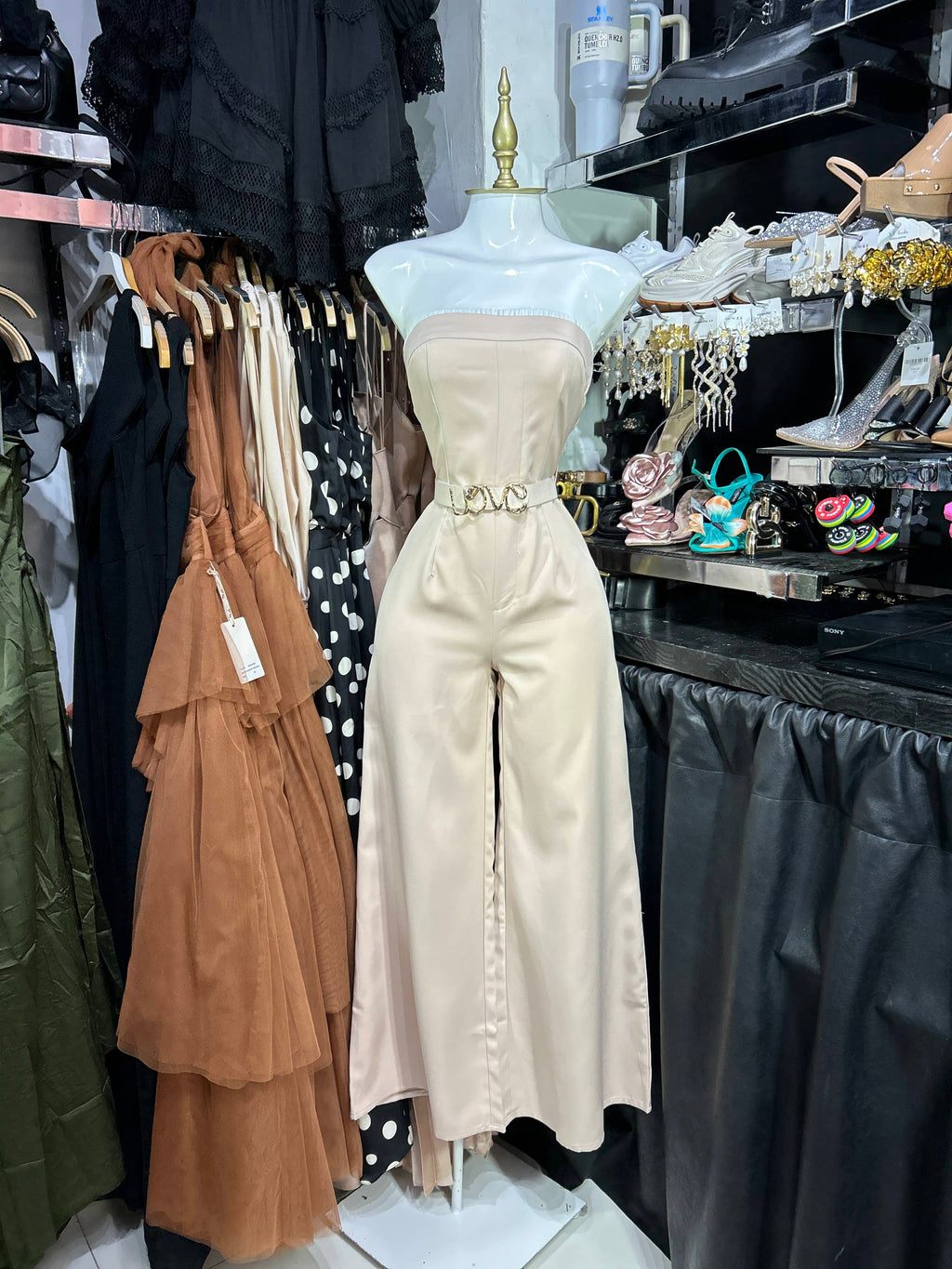 Palazzo nude strpless con cinturon incluido