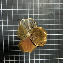 Translation missing: es.sections.featured_product.gallery_thumbnail_alt
