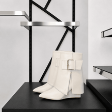 Translation missing: es.sections.featured_product.gallery_thumbnail_alt
