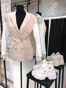 Blazer beige tipo varsity