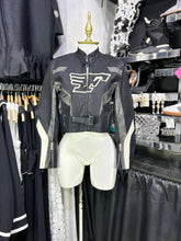 Translation missing: es.sections.featured_product.gallery_thumbnail_alt