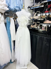 Translation missing: es.sections.featured_product.gallery_thumbnail_alt