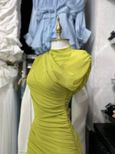 Translation missing: es.sections.featured_product.gallery_thumbnail_alt
