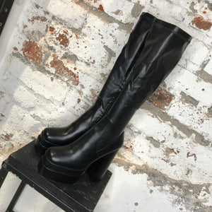 Botas negras Georgina tacon cuadrado y plataforma chunky